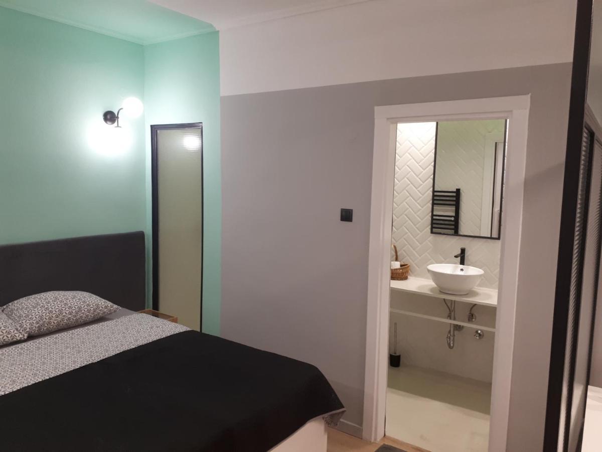 Agias Sofias Square Stunning Suite Thessalonique Extérieur photo
