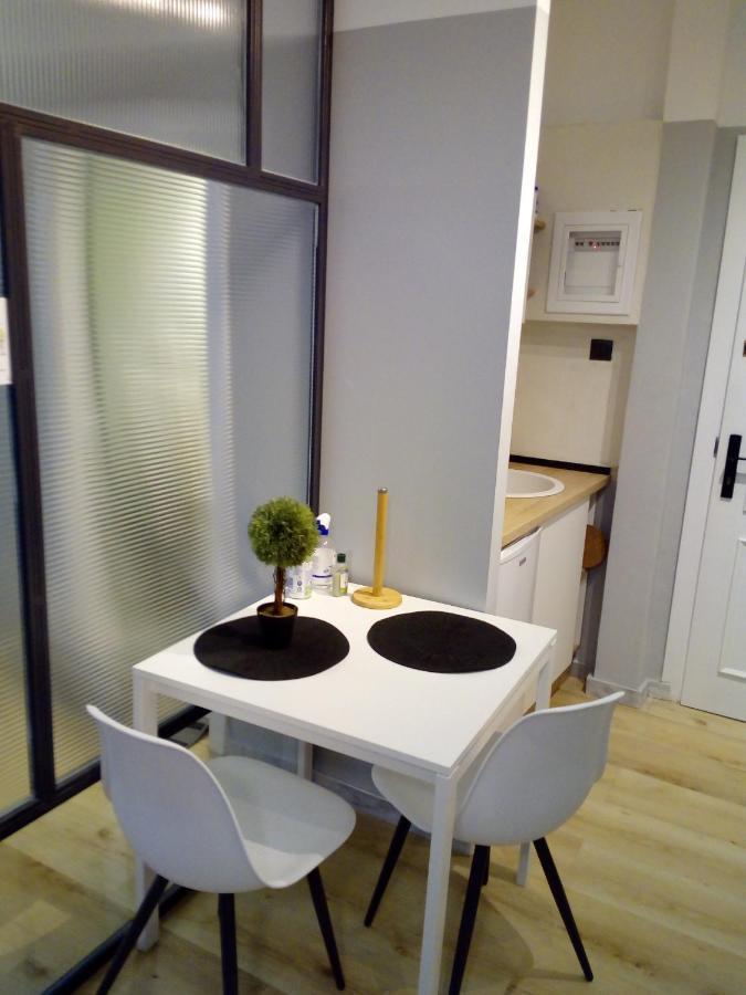 Agias Sofias Square Stunning Suite Thessalonique Extérieur photo